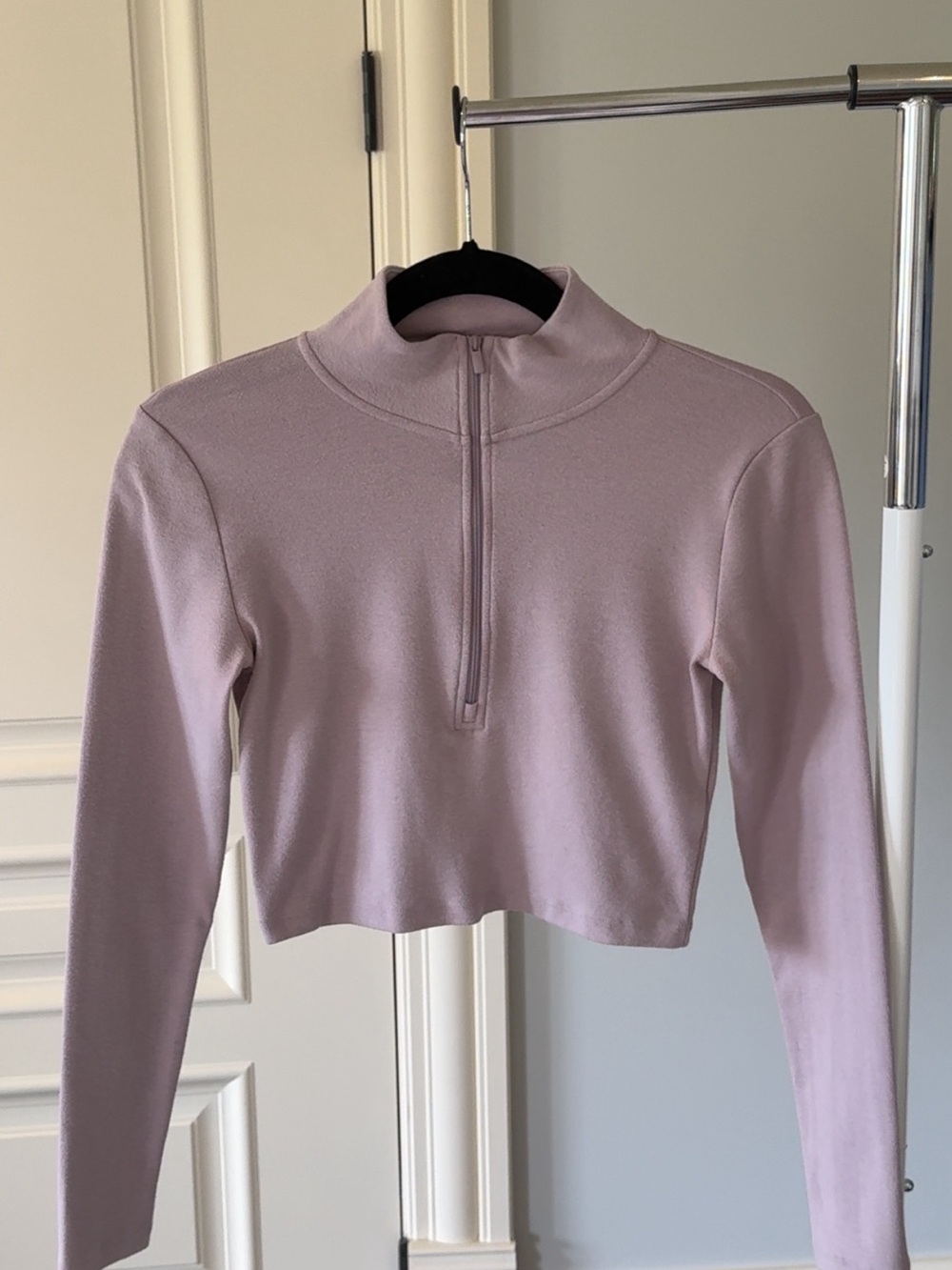 Aritzia Women's Long Sleeve Half-Zip Crop Top - Dusty Pink
